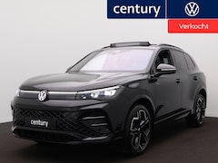 Volkswagen Tiguan - 1.5 eHybrid R-Line Business Automaat - Leer - Panoramaschuif-kanteldak - Trekhaak - IQ lig