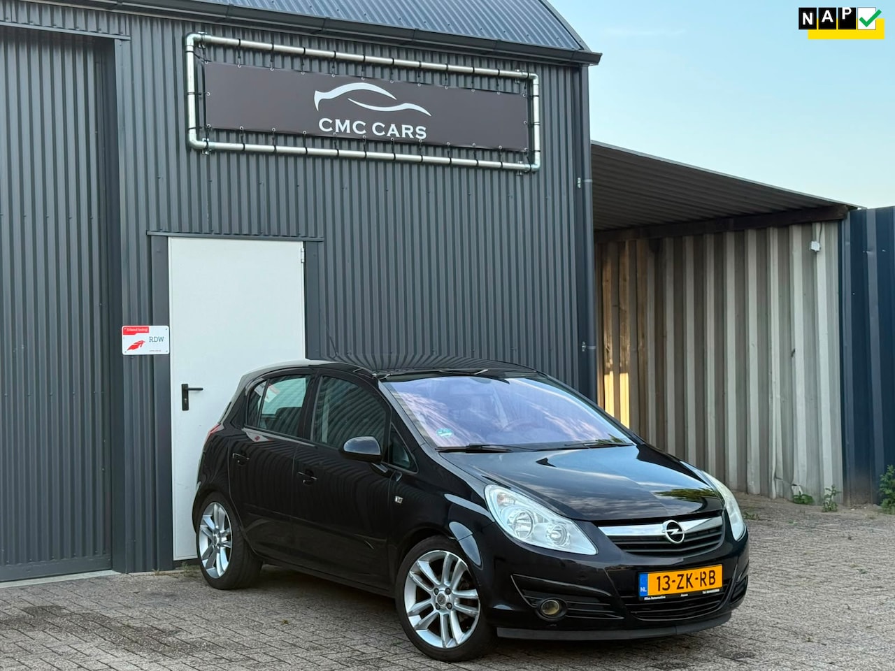Opel Corsa - 1.4-16V Cosmo INRUIL AUTO!! RIJDT EN SCHAKELT GOED!! - AutoWereld.nl
