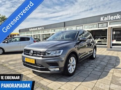 Volkswagen Tiguan - 1.4 TSI Highline, Pano, Trekhaak, Massage