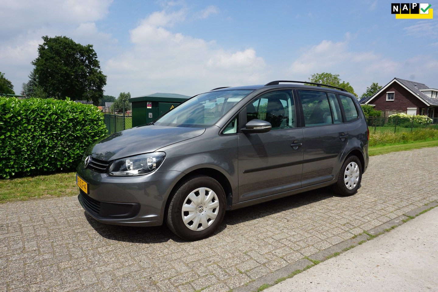 Volkswagen Touran - 1.2 TSI BlueMotion dealer onderhouden - AutoWereld.nl