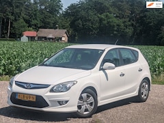 Hyundai i30 - 1.4i i-Motion Business AIRCO | STOELVERWARMING HANDELSPRIJS