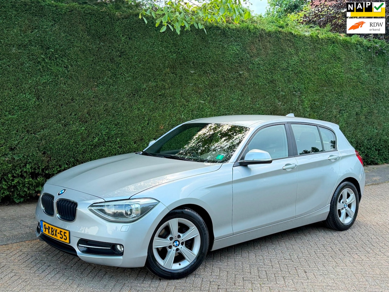 BMW 1-serie - 116i AIRCO/LEER/XENON/PDC/RIJDT SUPER/NETTE AUTO - AutoWereld.nl