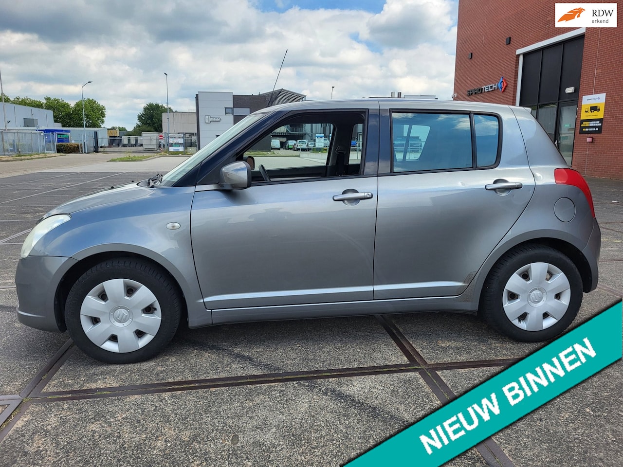 Suzuki Swift - 1.3 GLS airco - AutoWereld.nl