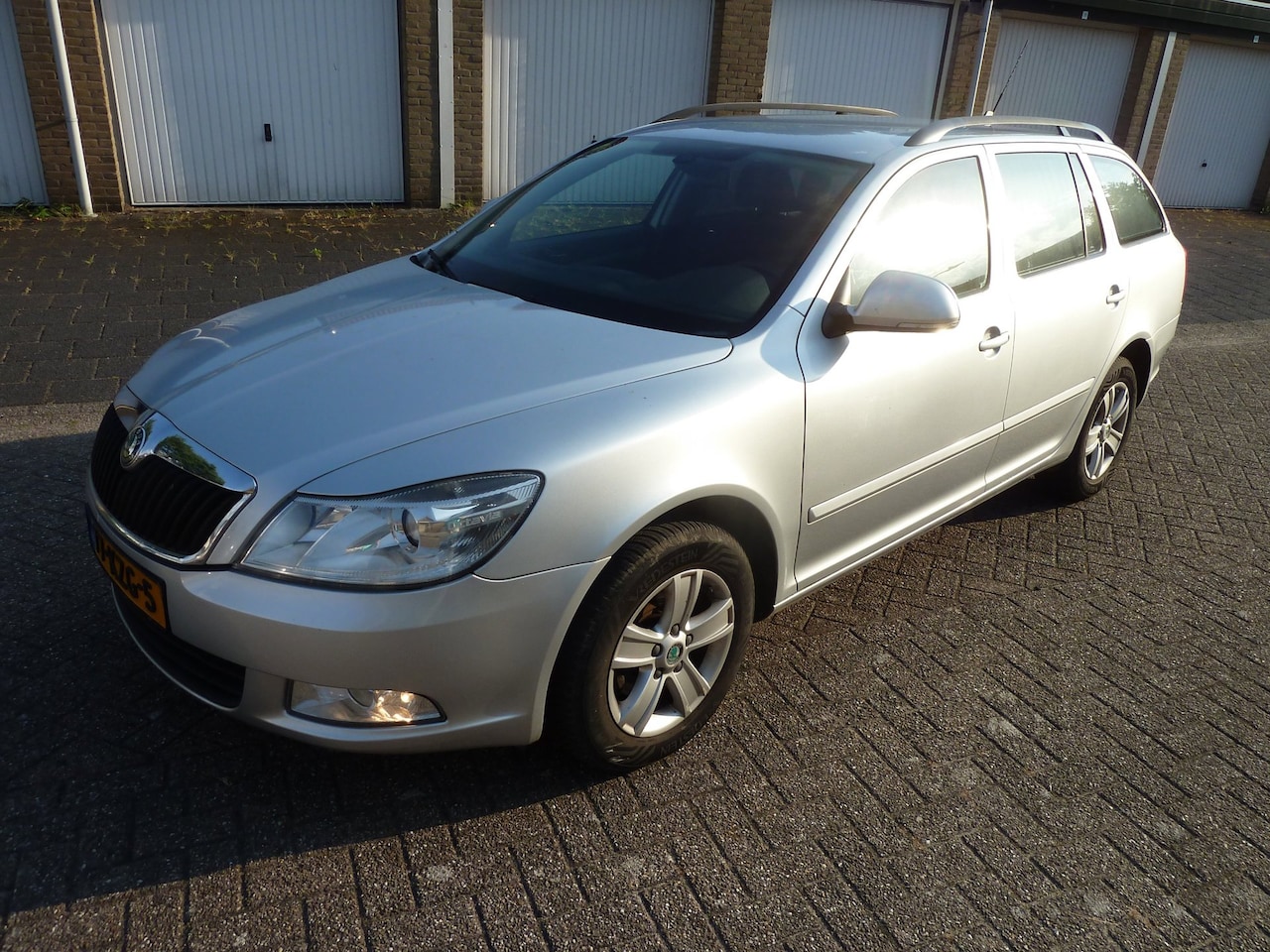 Skoda Octavia Combi - 1.2 TSI Ambition Business Line 1.2 TSI Ambition Business Line - AutoWereld.nl