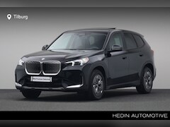 BMW iX1 - eDrive20 67 kWh | Driving Assistant Professional | Glazen panoramadak | Comfort Access | H