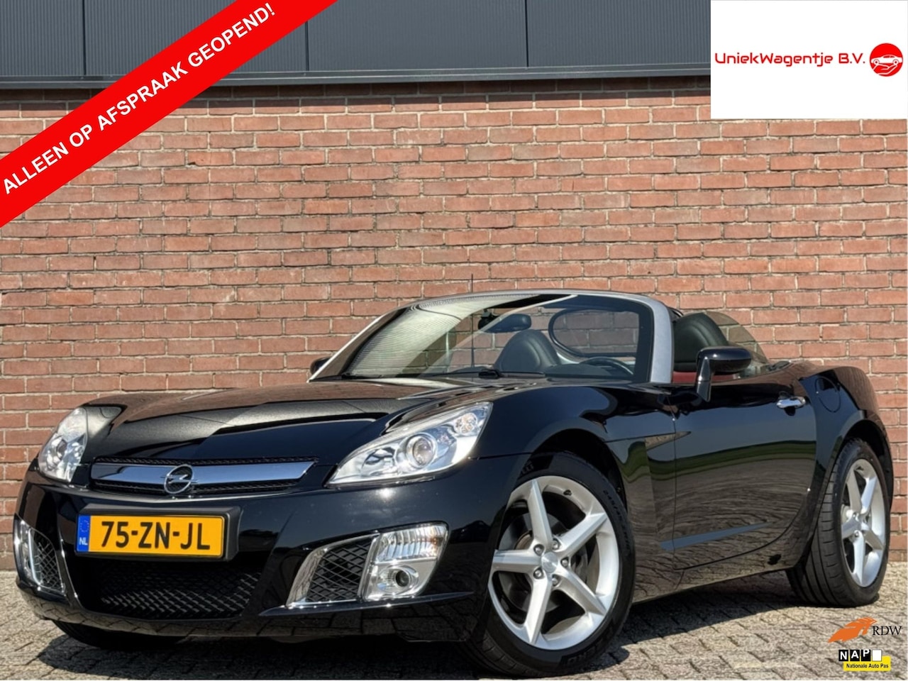 Opel GT - 2.0 TURBO ECOTEC | NL-AUTO! | NIEUWSTAAT! | LEDER! - AutoWereld.nl