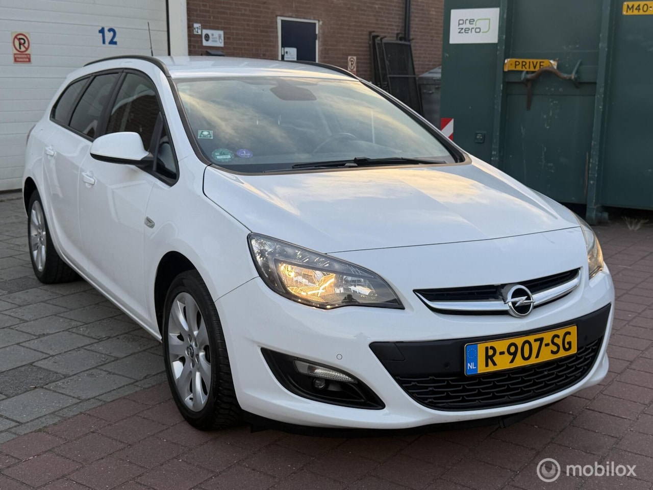 Opel Astra Sports Tourer - 1.4 Turbo Sport 1.4 Turbo Sport + - AutoWereld.nl