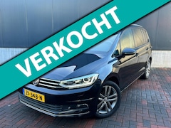 Volkswagen Touran - 1.4 TSI Highline Business R * Aut * Pano * Led * Climate * Goed Onderhouden
