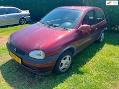 Opel Corsa - 1.2i-16V Onyx