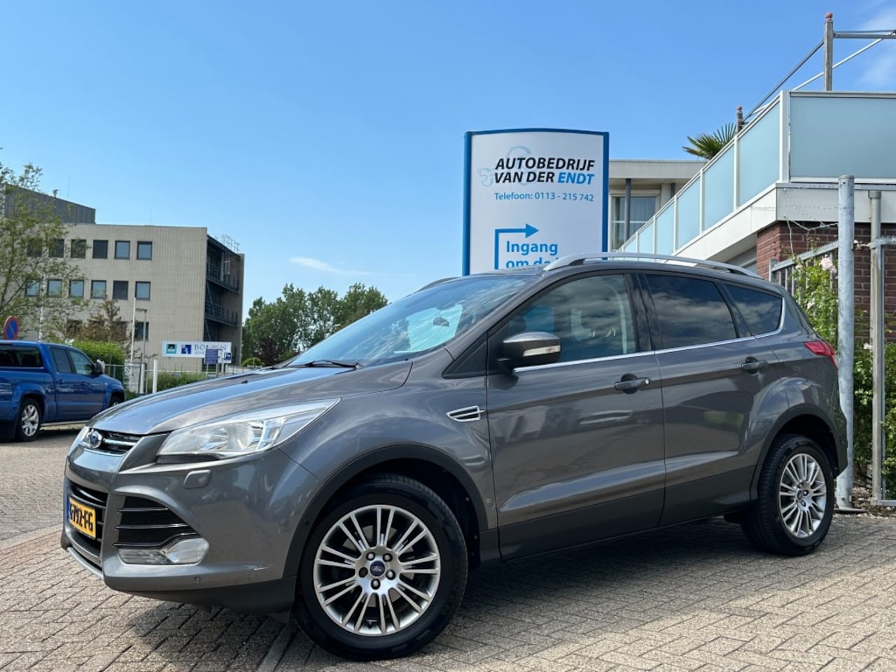 Ford Kuga - 1.6 Titanium  Trekhaak  PDC  Stoelverwarming - AutoWereld.nl