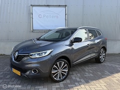 Renault Kadjar - 1.2 TCe Bose 2016 / Panoramadak / Stoelverwarming / Keyless / LED koplampen / NAP