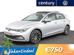 Volkswagen Golf - 1.4 eHybrid Style / Pano-Dak / Clima / Camera