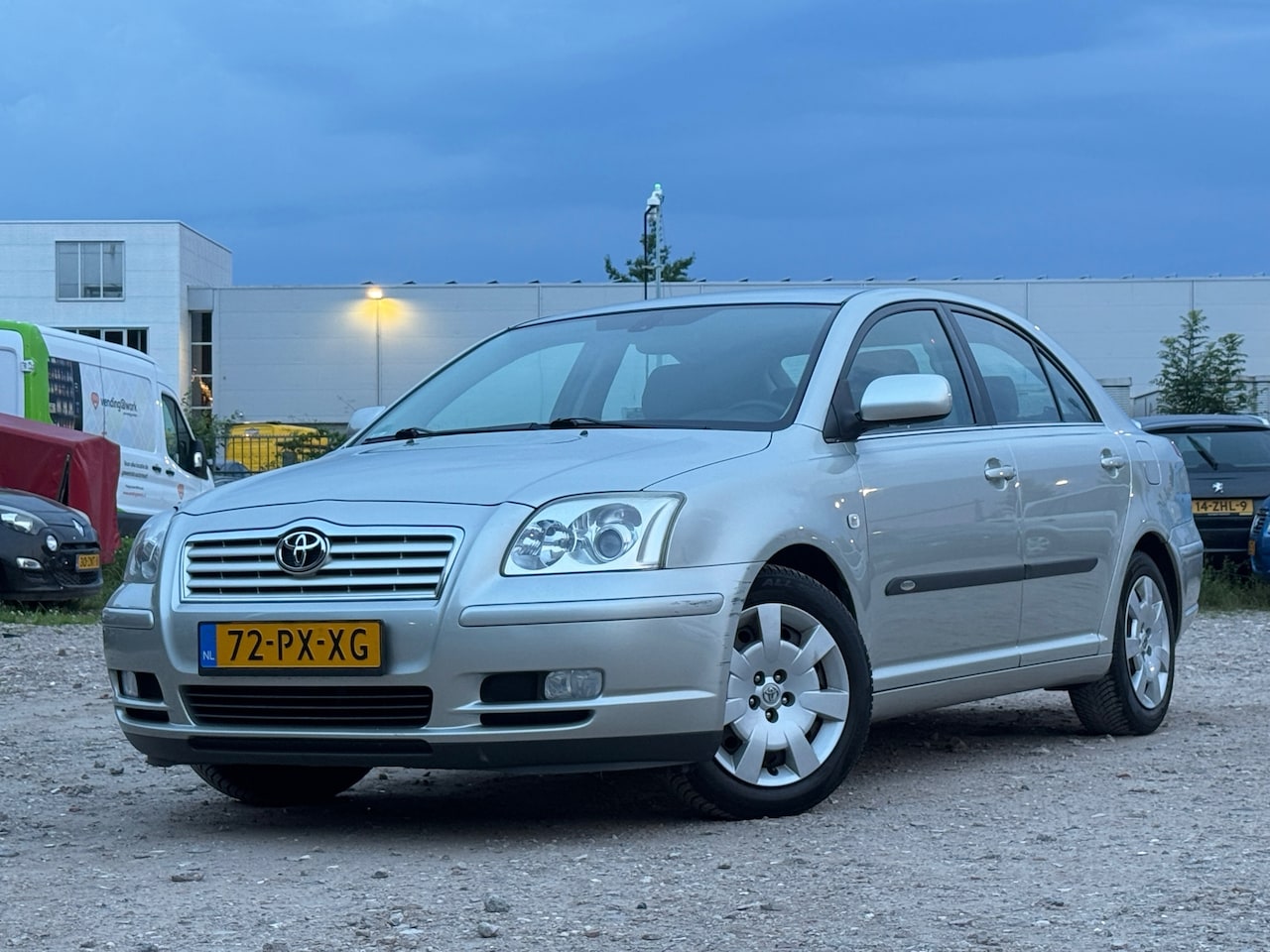 Toyota Avensis - 2.0 VVTi Linea Sol 2.0 VVTi Linea Sol/ ZEER NETJES - AutoWereld.nl