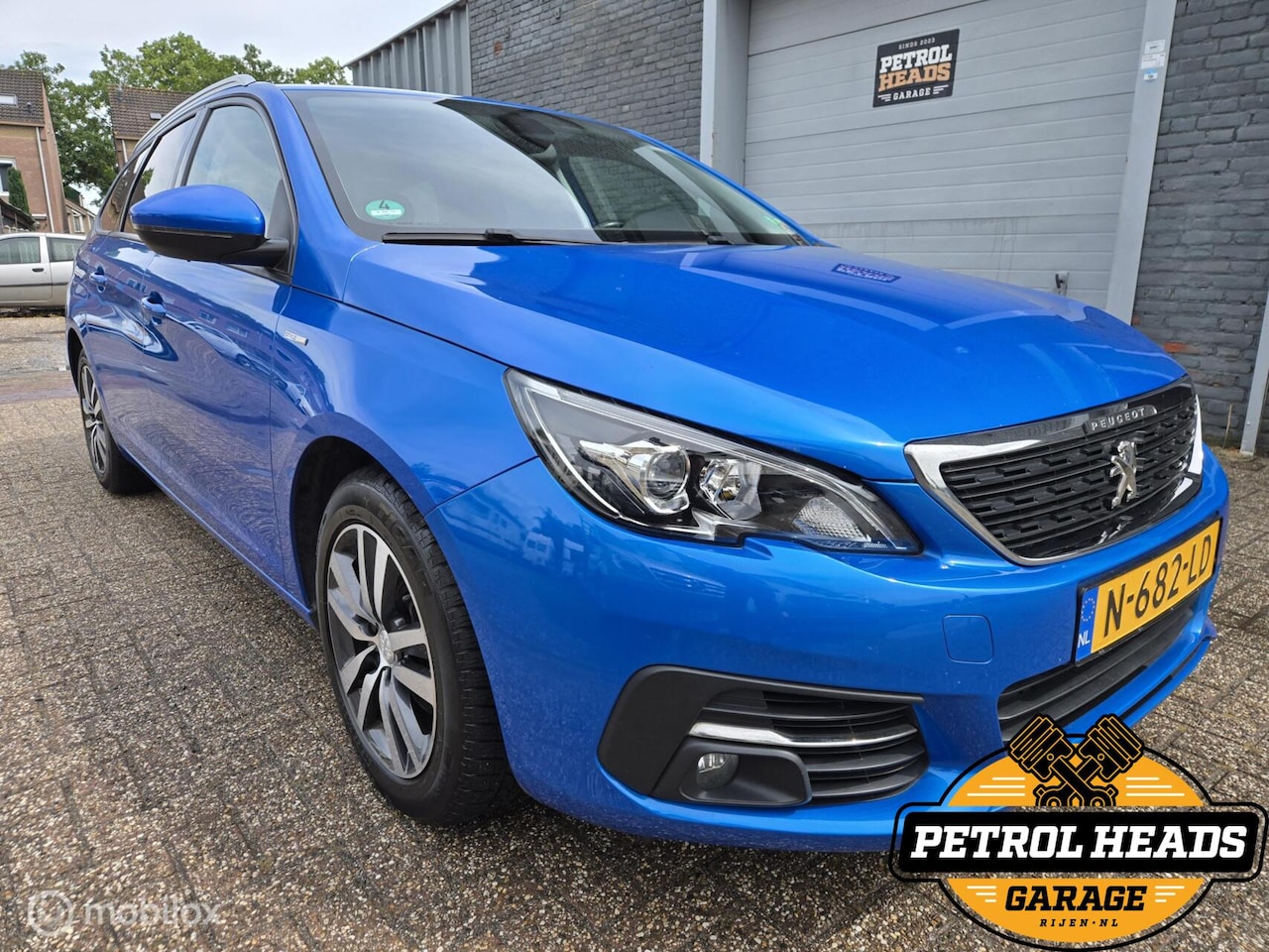 Peugeot 308 SW - 1.2 Active Pack Business | NAVI | Carplay/Android - AutoWereld.nl