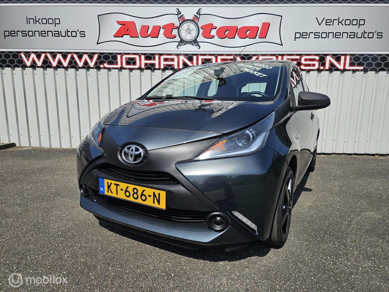 Toyota Aygo - 1.0 VVT-i x-fun I Airco I Navigatie I Elektr.-pakket I NAP! - AutoWereld.nl