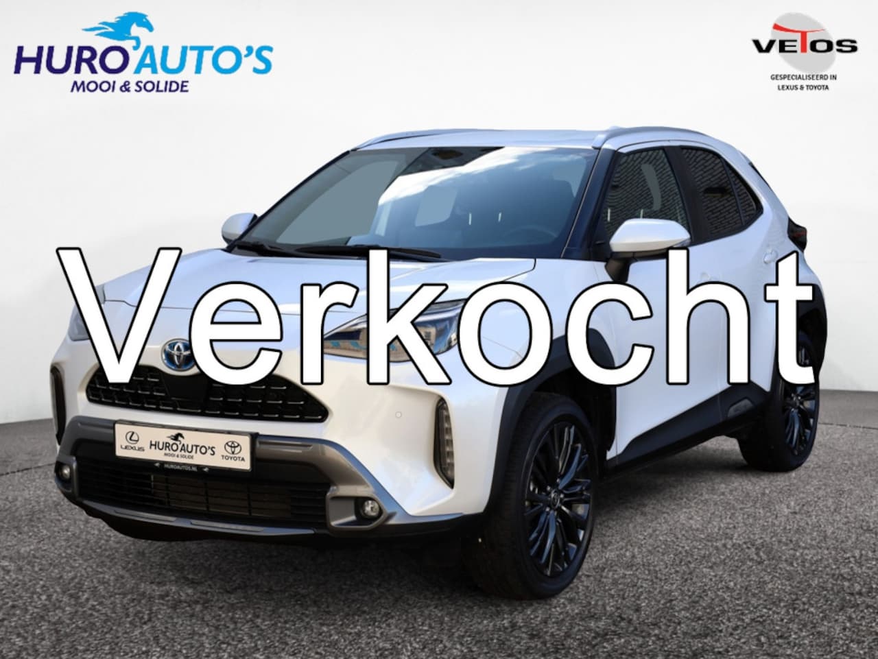 Toyota Yaris Cross - 1.5 Hybrid Adventure | Head-Up | Half Leder | Dodehoek - AutoWereld.nl