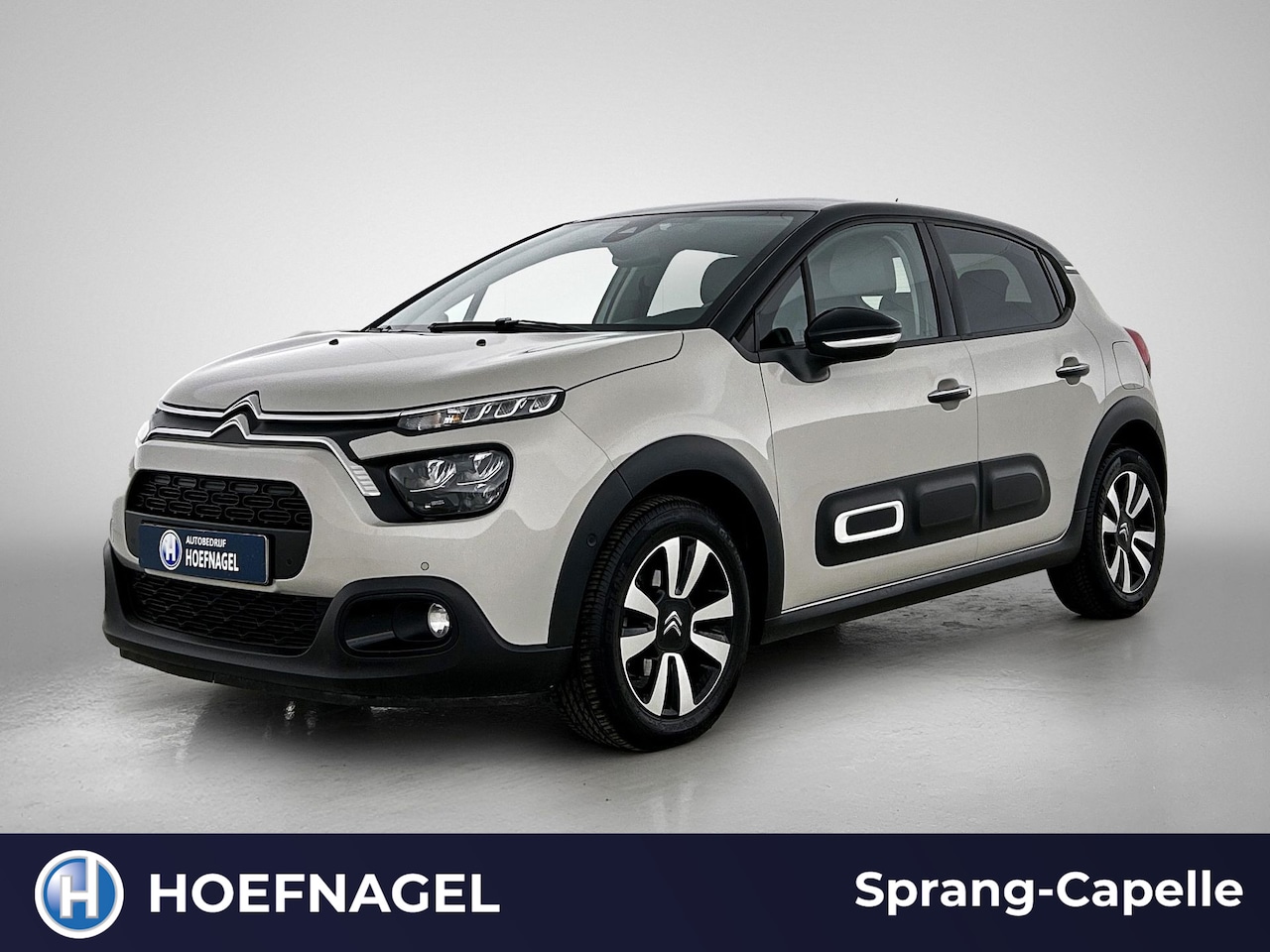 Citroën C3 - 1.2 PureTech Shine | CarPlay | Cruise Control |Camera | Stoelverw. | - AutoWereld.nl