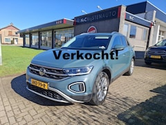 Volkswagen T-Roc - 1.5 Style Automaat, Climatronic, Digitaal Ins