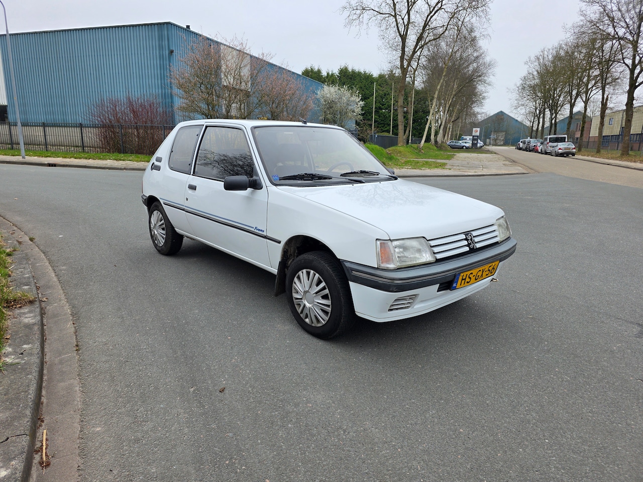 Peugeot 205 - 1.8 Forever D - AutoWereld.nl