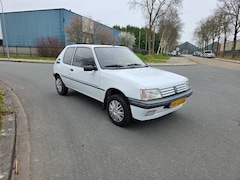 Peugeot 205 - 1.8 Forever D