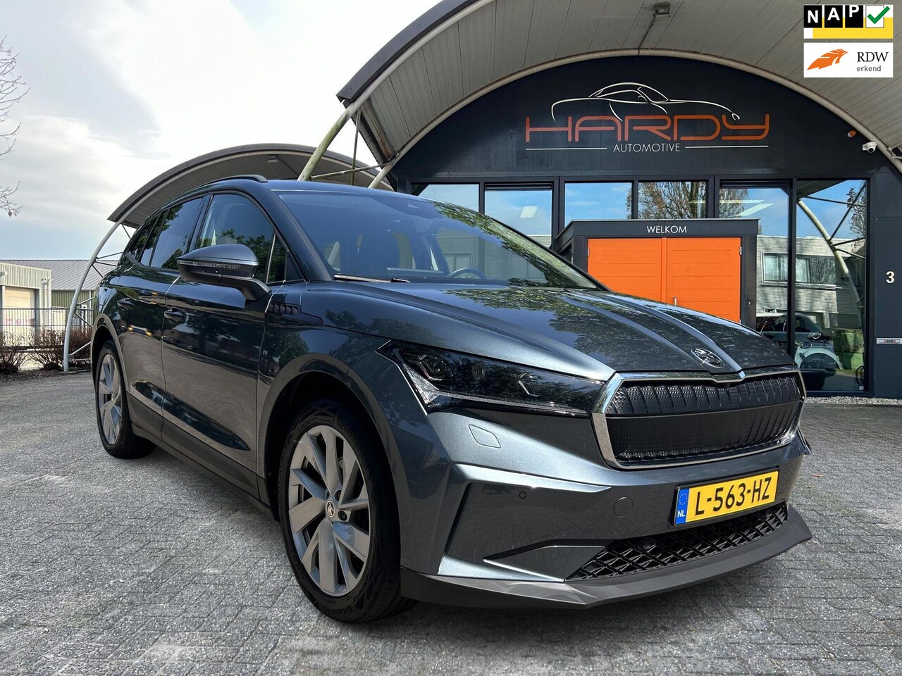 Skoda Enyaq iV - 60 First Edition 91% SOH Warmtepomp Rijklaarprijs - AutoWereld.nl