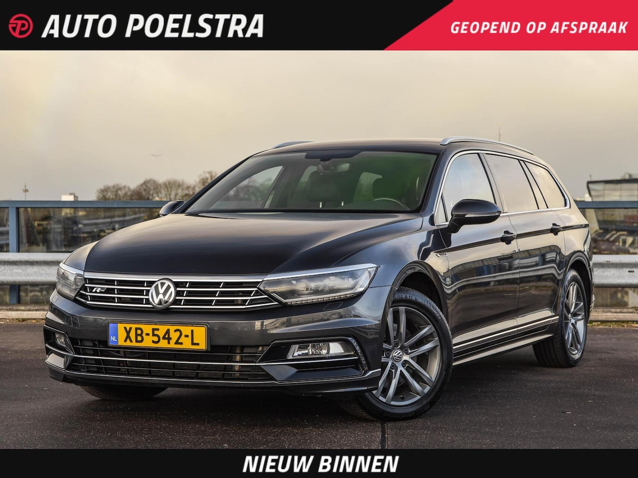 Volkswagen Passat Variant - 1.6 TDI DSG Highline R-Line Facelift Leder Virtual Cockpit LED ACC Harman/Kardon ergoComfo - AutoWereld.nl