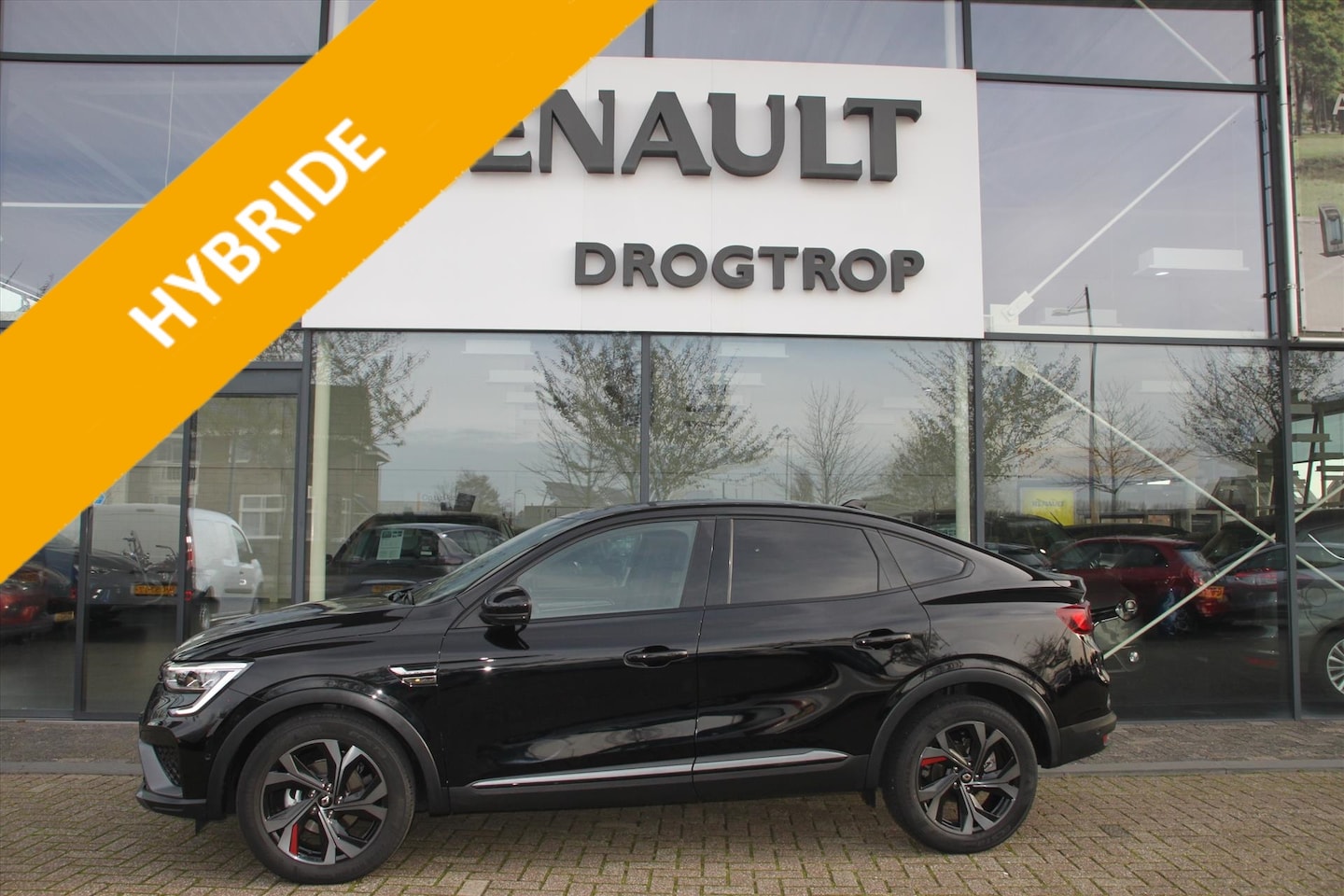 Renault Arkana - 145PK-RS LINE-FULL HYBRID-87DKM-NAVI-TREKHAAK- - AutoWereld.nl