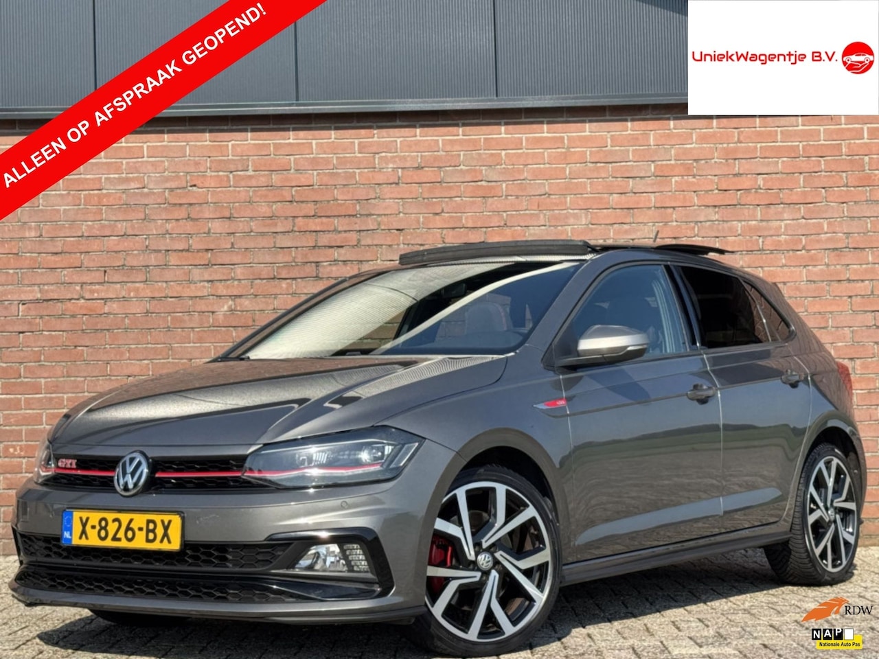 Volkswagen Polo - 2.0 TSI GTI | DEALER OH! | PANODAK! | NAVI! - AutoWereld.nl