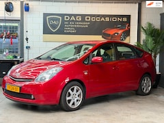 Toyota Prius - 1.5 VVT-i CAMERA|NAVI|PARK ASSIST|PDC|CRUISE