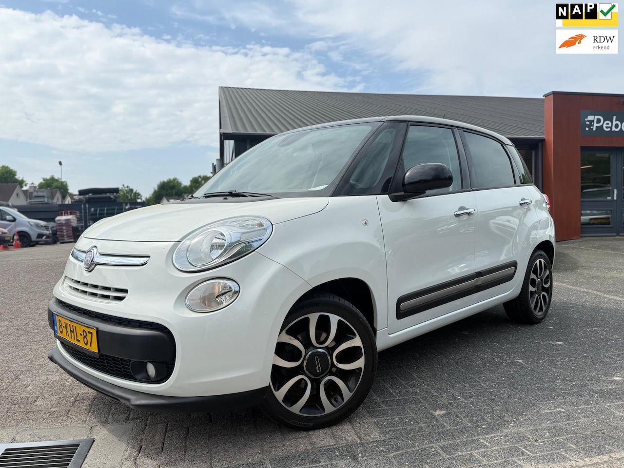 Fiat 500 L - 0.9 TwinAir Lounge*Clima*Panorama Dak*Lichtmetaal*Cruise controll!!! - AutoWereld.nl