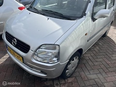 Opel Agila - 1.2-16V Color Edition