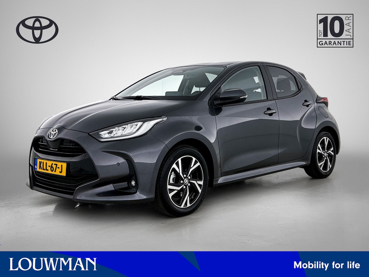 Toyota Yaris - 1.5 Hybrid 115 First Edition + | BTW voertuig | Dodehoek detectie | Stoel+stuurverwarming - AutoWereld.nl