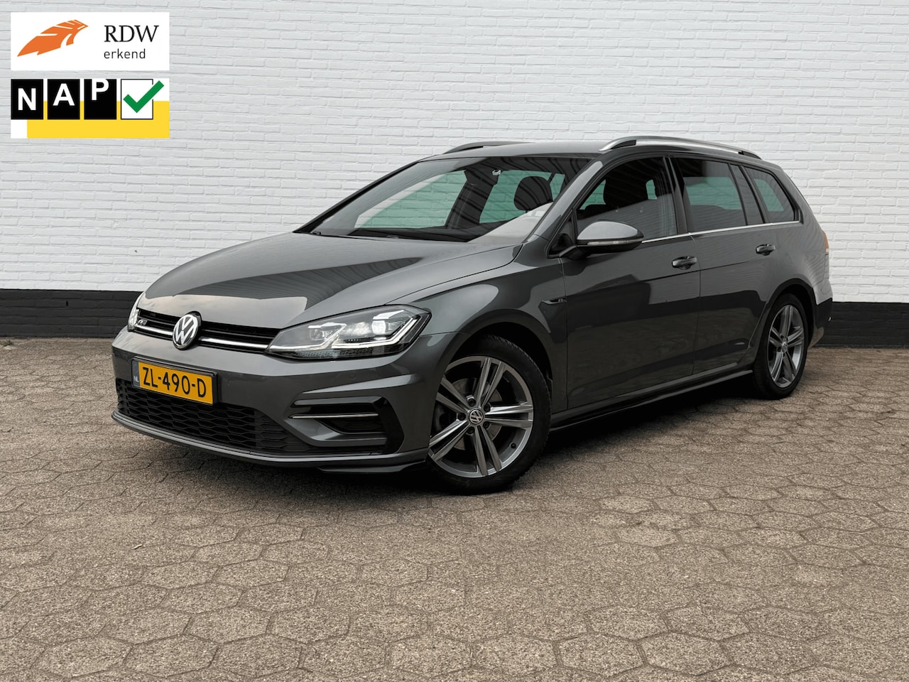 Volkswagen Golf Variant - 1.5TSI Highline R-Line TREKHAAK l ACC! - AutoWereld.nl