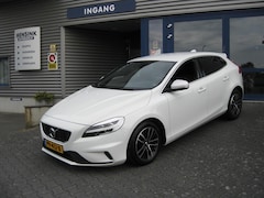 Volvo V40 - 2.0 T4 190PK R-DESIGN
