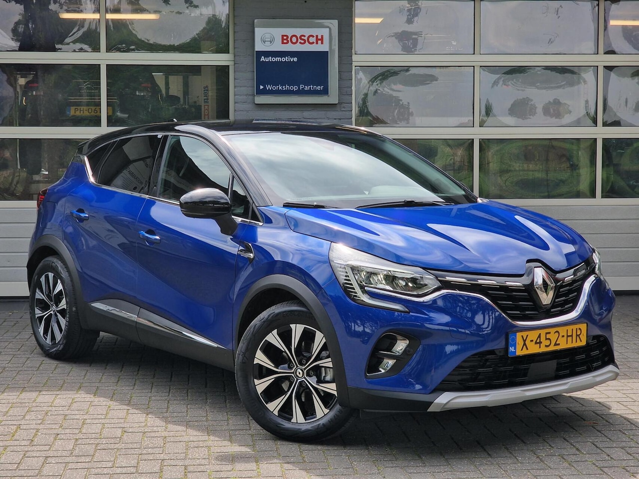 Renault Captur - 1.6 E-Tech full hybrid 145 techno|Automaat|Trekhaak|26.081KM|Clima|Navi|Cruise| - AutoWereld.nl