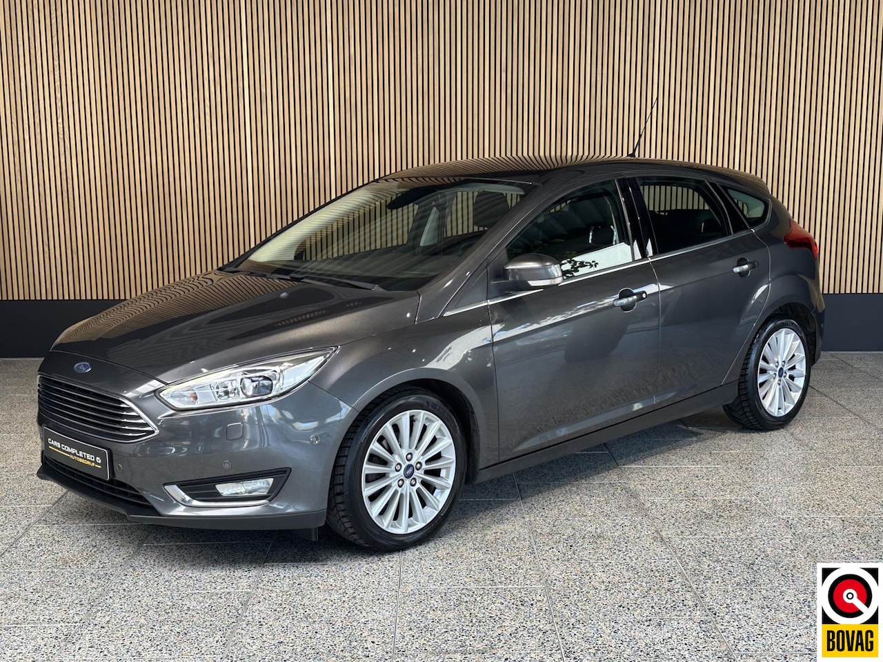 Ford Focus - 1.0 Titanium Edition NL auto | LED | Cruise controle | Climate controle | PDC - AutoWereld.nl