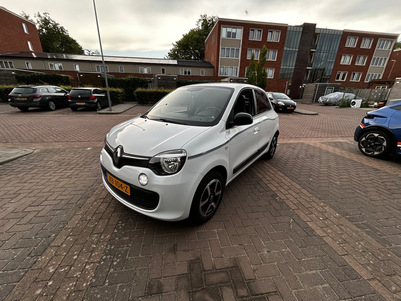 Renault Twingo - 1.0 SCe Limited - AutoWereld.nl
