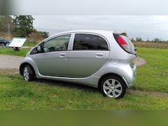 Peugeot iOn - Active