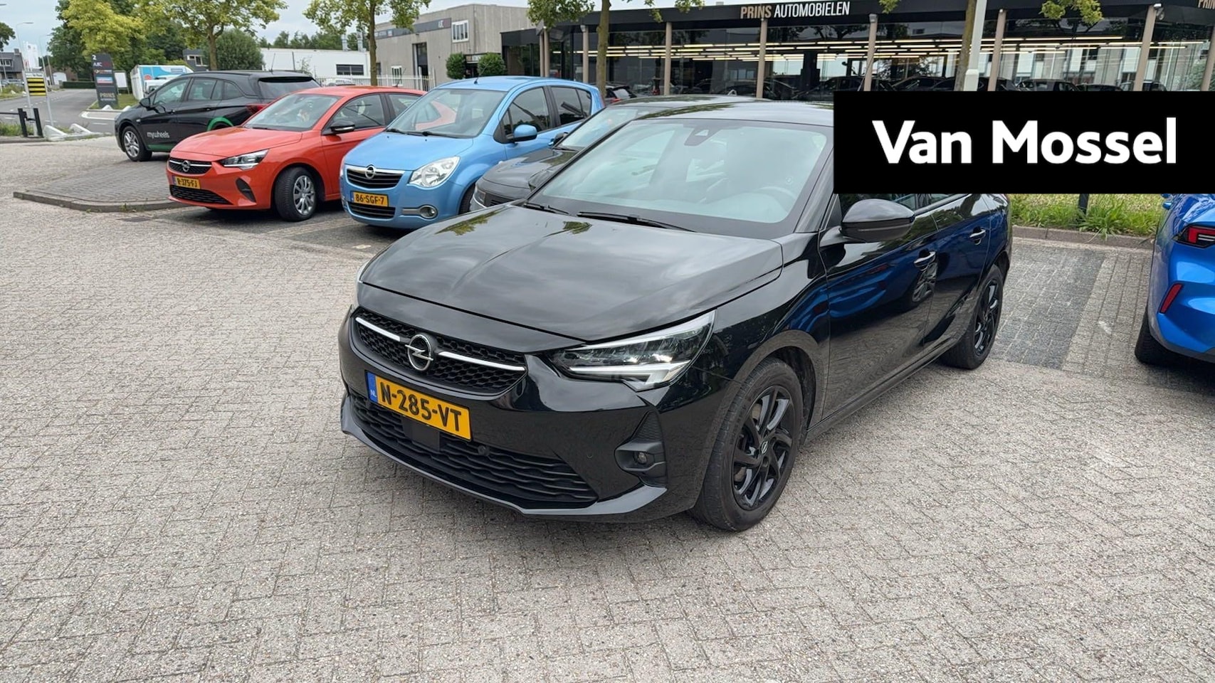 Opel Corsa - 1.2 GS Line | Leder | Navi | Climate control | Armsteun | - AutoWereld.nl