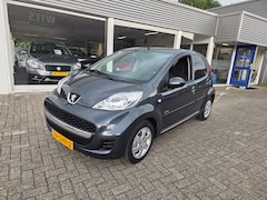 Peugeot 107 - 1.0-12v Sportium