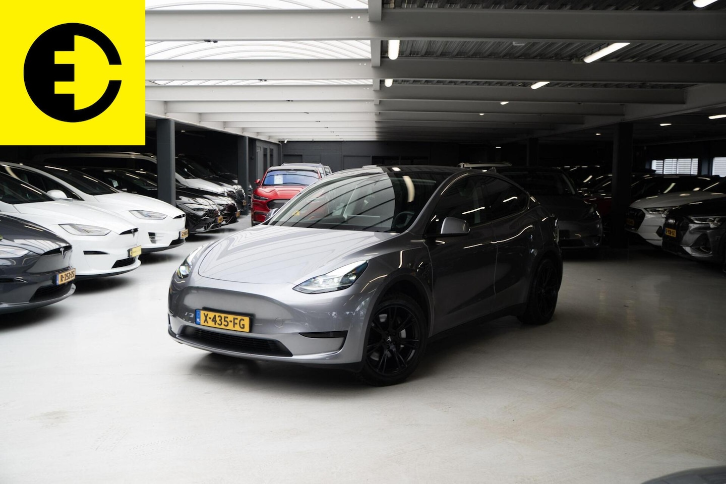 Tesla Model Y - RWD 58 kWh | Quicksilver | LFP batterij | Stuurverwarming - AutoWereld.nl