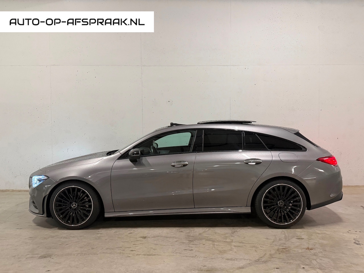 Mercedes-Benz CLA-klasse Shooting Brake - 200 AMG Pano Leer - AutoWereld.nl