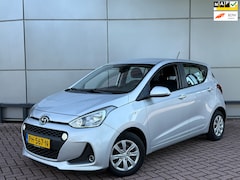Hyundai i10 - 1.0i Go Navigatie | Parkeersensoren | Eerste eigenaar |