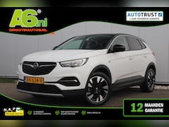 Opel Grandland X - 1.2 Turbo Business Executive 131PK Automaat Keyless Comfortstoelen 18 inch LMV Navigatie C
