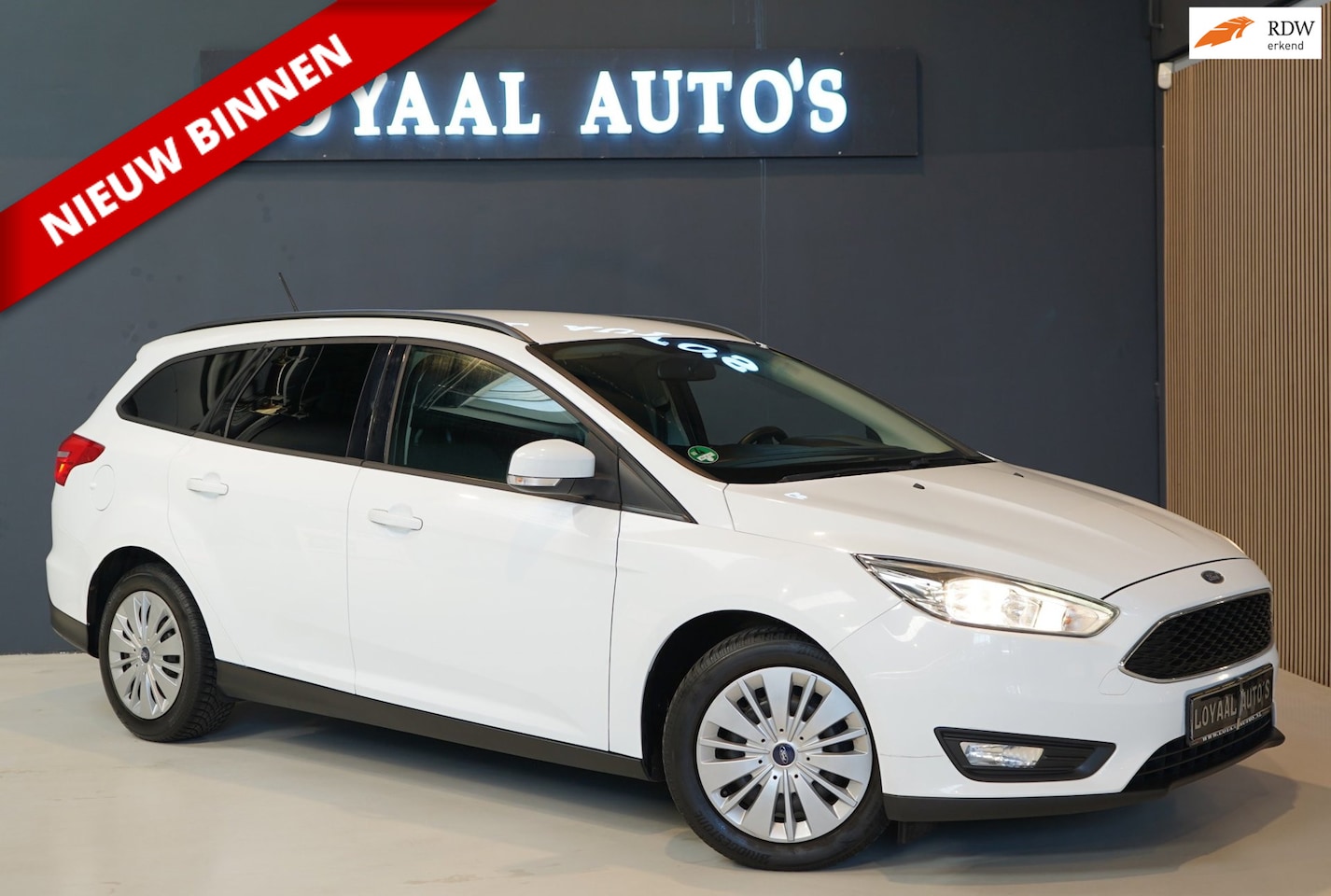 Ford Focus Wagon - 1.0 Lease Edition | AIRCO |PDC| APK|| CRUISE | ELEK.RAMEN | - AutoWereld.nl