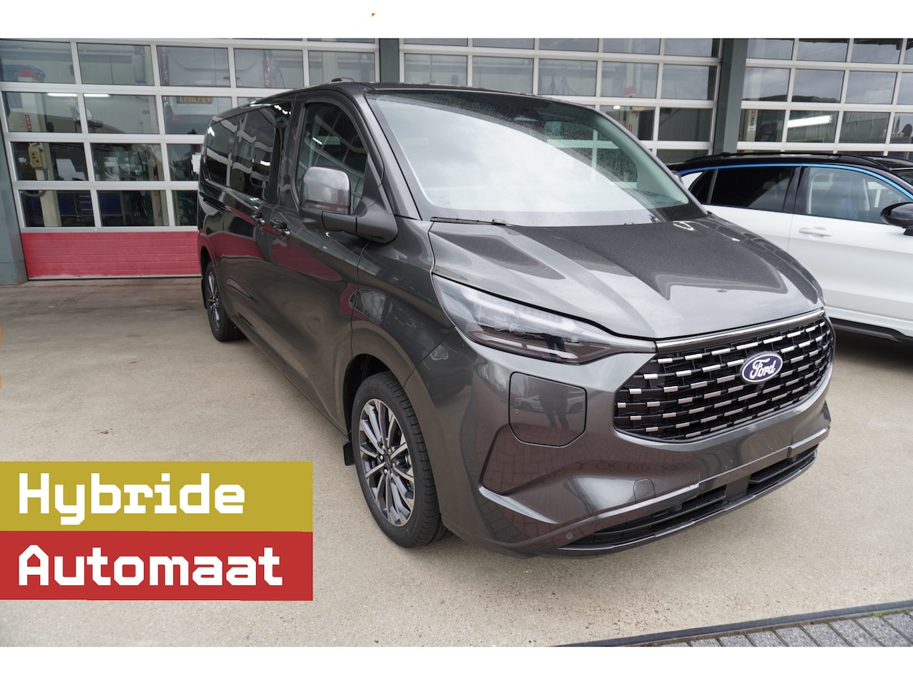 Ford Transit Custom - 340L 2.5 PHEV 233PK L2H1 Titanium X 8 Persoons PHEV Automaat nr.V099 | Hybride | Airco | A - AutoWereld.nl