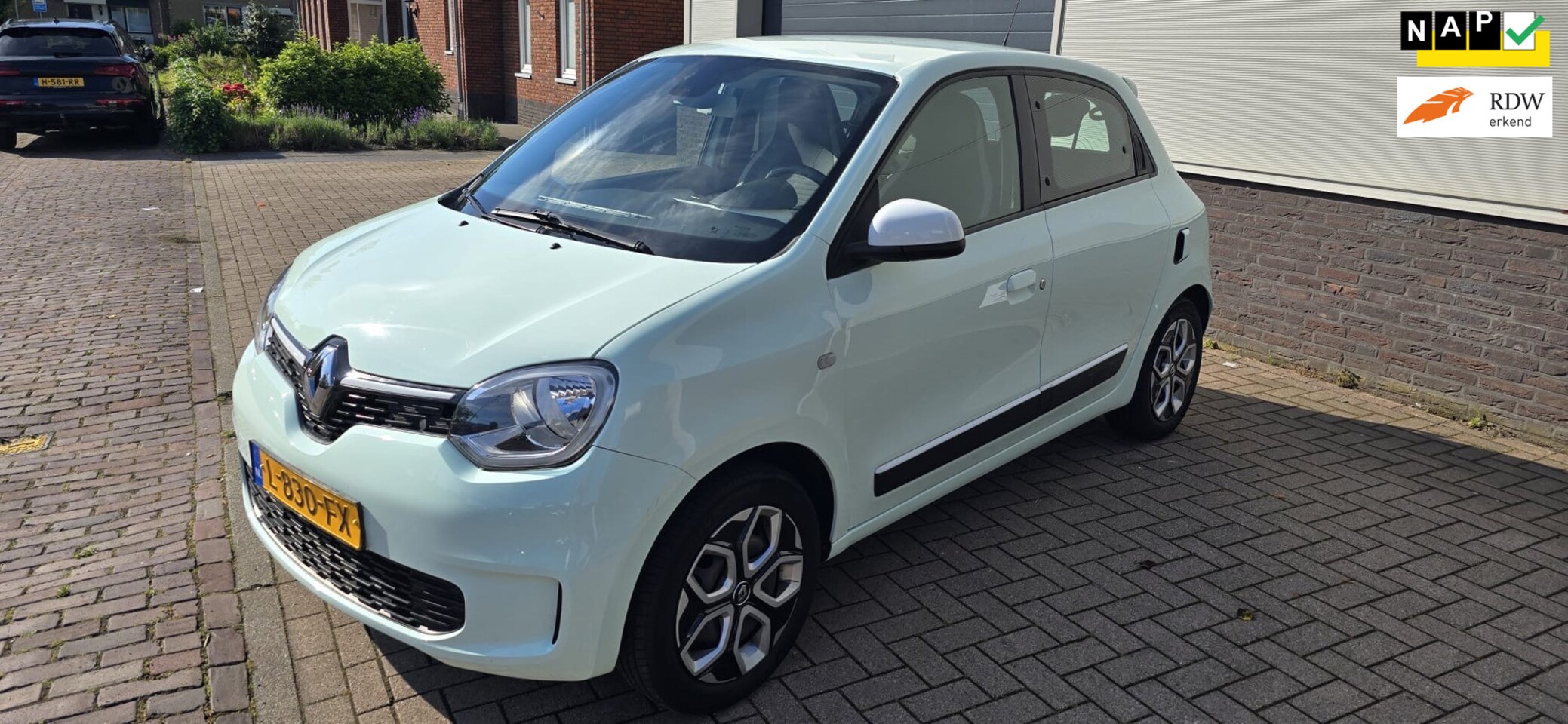 Renault Twingo - 1.0 SCe Collection/Cruise-c/Airco/Aux/Elek-pakket - AutoWereld.nl