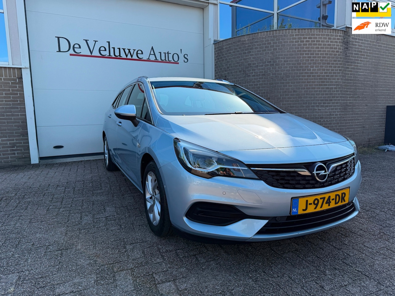 Opel Astra Sports Tourer - 1.2 Elegance|PDC|Camera|Trekhaak - AutoWereld.nl