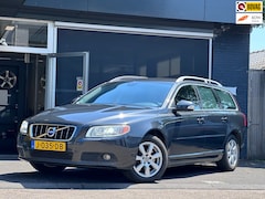 Volvo V70 - 2.5FT Kinetic AUTO / CLIMA / CRUISE / MEMORY / LEDER