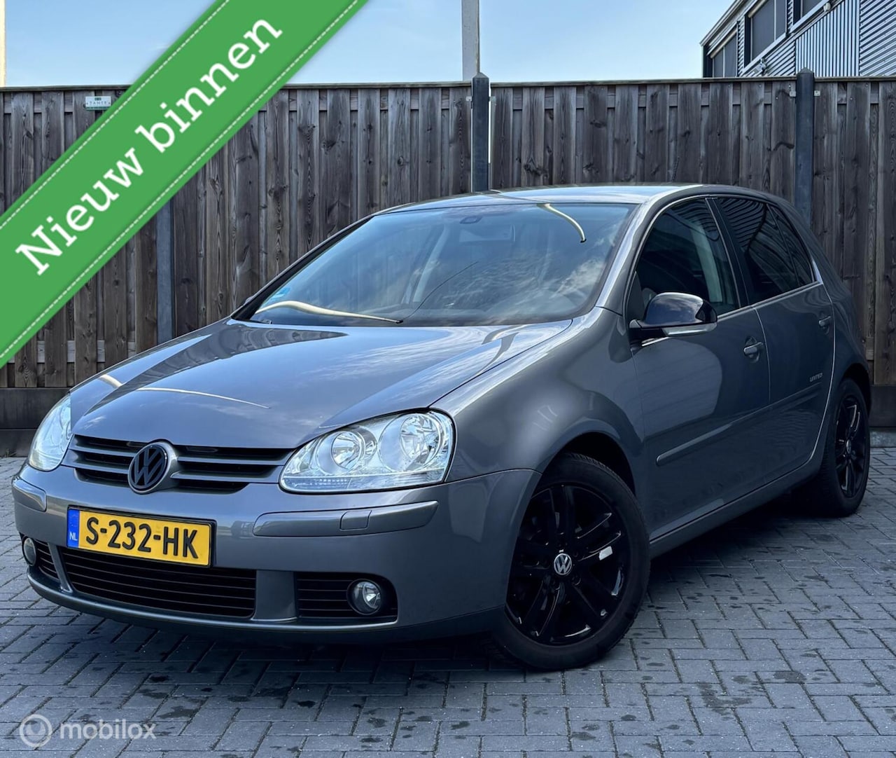 Volkswagen Golf - 1.6 Trendline/AIRCO/CAMERA/CARPLAY/ - AutoWereld.nl